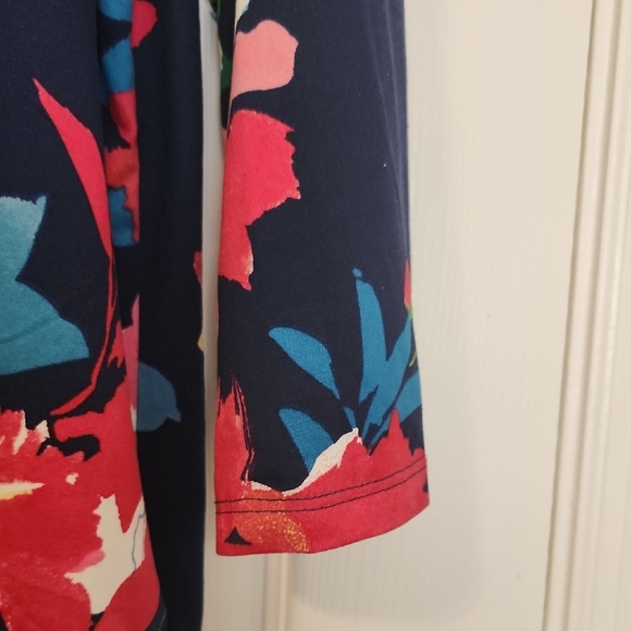 The Pioneer Woman Colorful Floral Three Quarters Sleeves Top - Picture 3 of 10